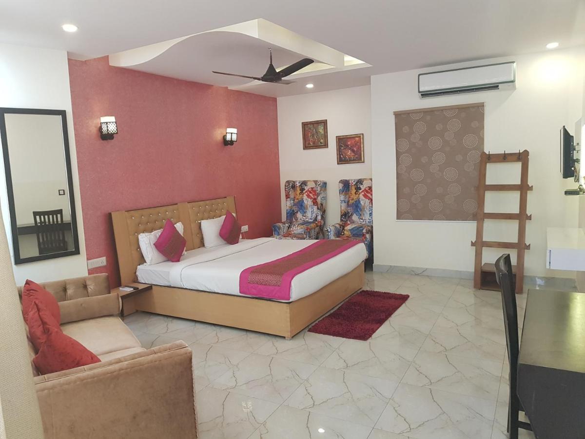 Hotel Lux 4*